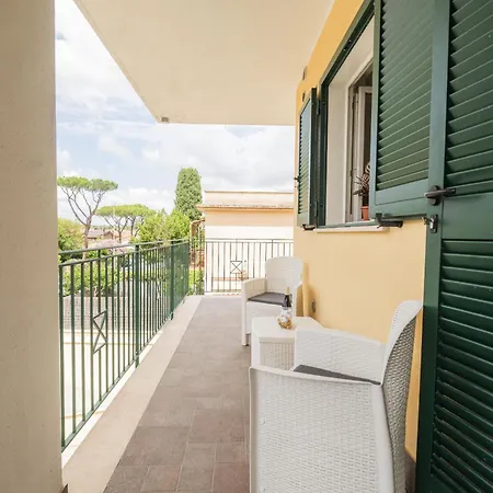 Terraced By The Ancient Appian Way 4 * Rom